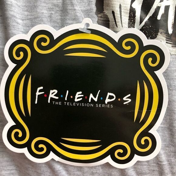 NWT Friends Sleeveless Crew Neck Graphic Muscle Tank in Grey Size XS - Picture 6 of 6